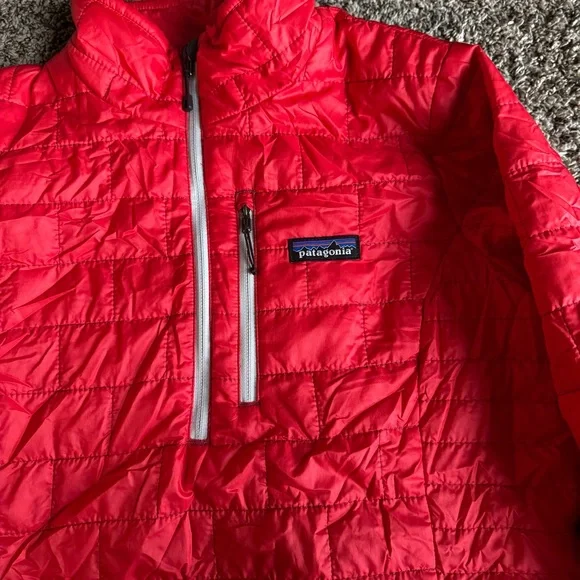 Patagonia Women’s M Red Nano Puff Pullover Packable Quarter Zip - Picture 3 of 7